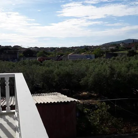 Sternes House * Agios Leon